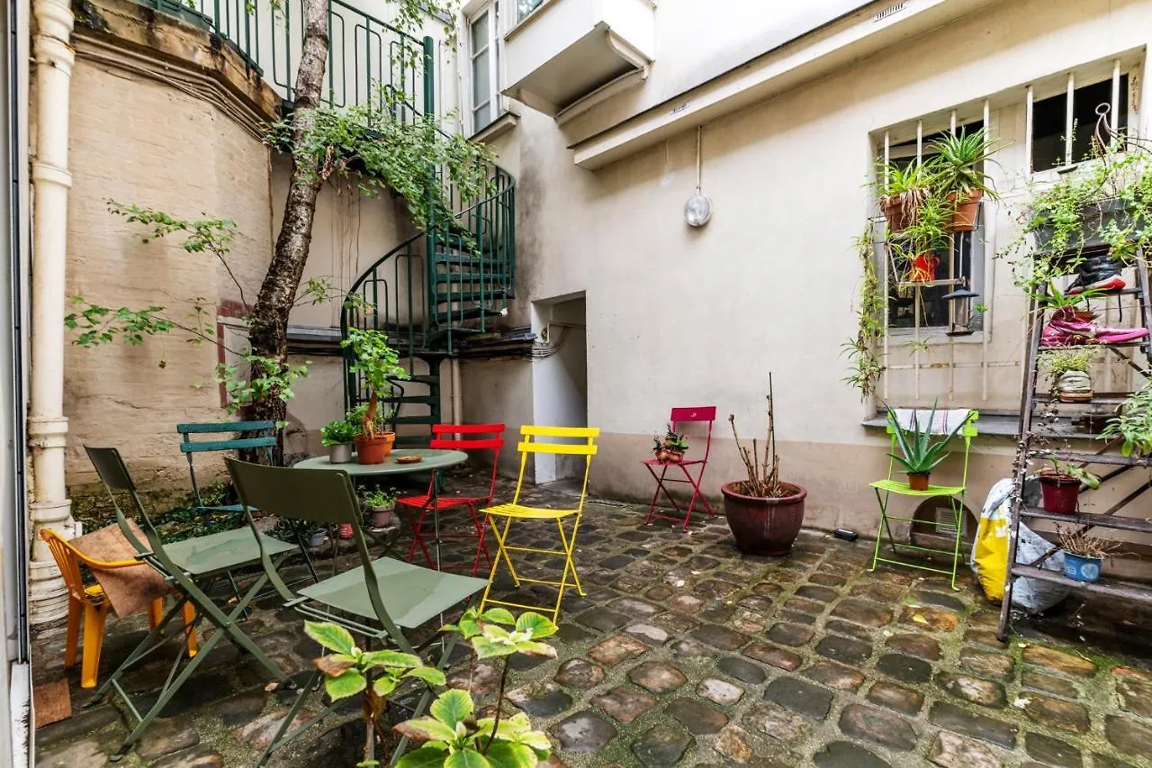 Apartment Veeve - Rustic Allure Paris